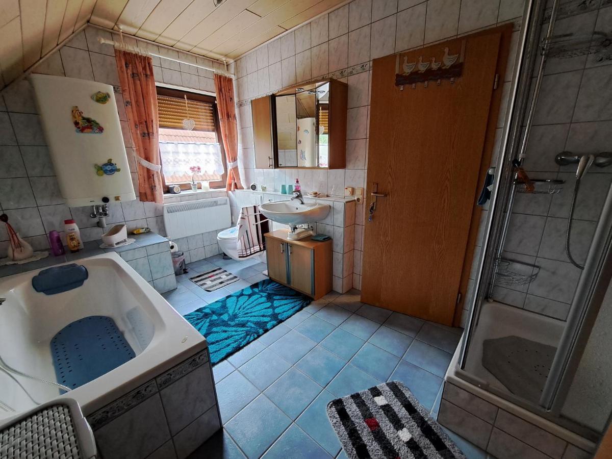 Ferienwohnung Sonja Mit Garten Und Freisitz Steinwiesen Екстер'єр фото